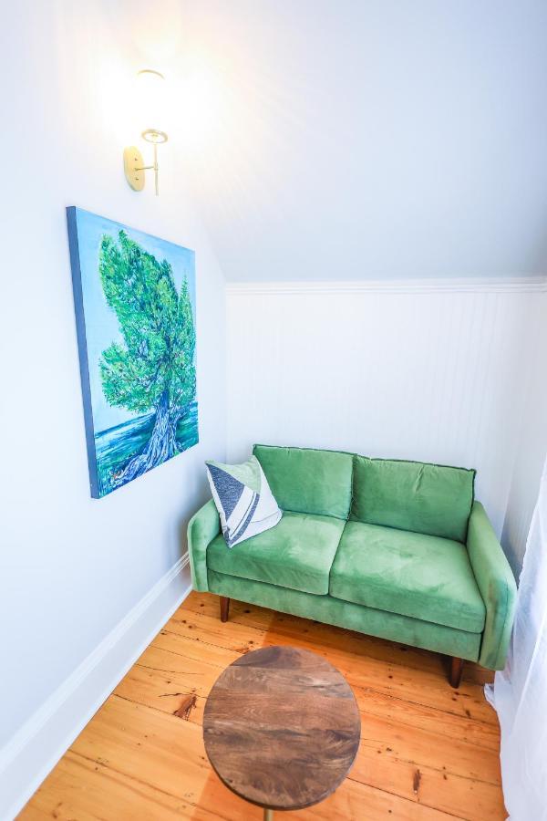 Mahone Bay Bed And Breakfast Екстериор снимка